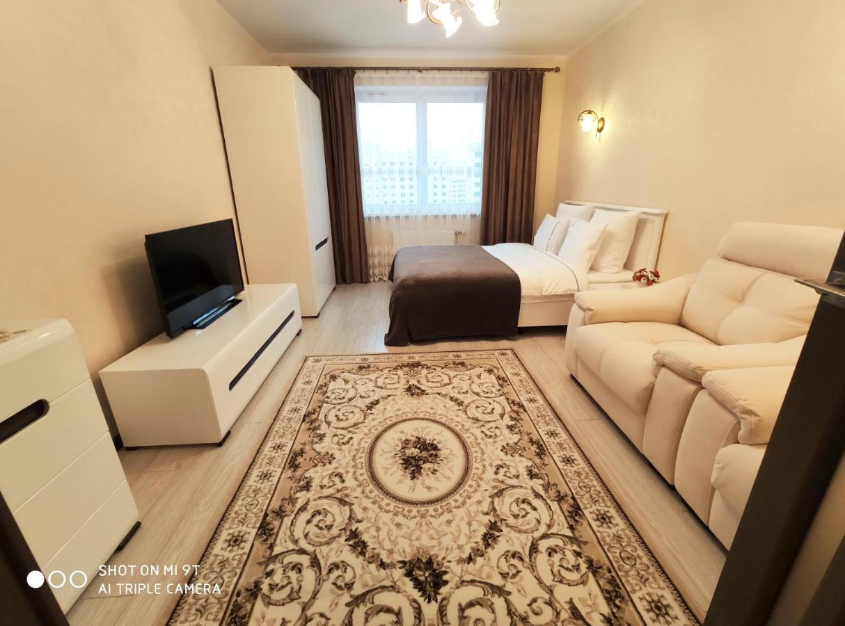 Comfort Apartments - Bright Family Suite Grodno Eksteriør bilde
